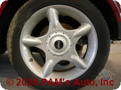 Vehicle photo 5