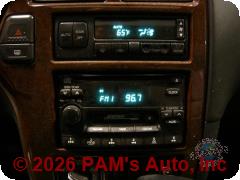 Vehicle photo 8