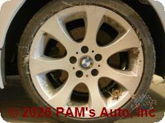 Vehicle photo 5