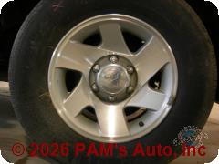 Vehicle photo 5