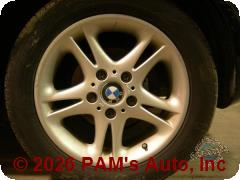 Vehicle photo 5