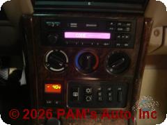 Vehicle photo 8