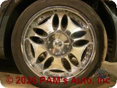 Vehicle photo 5