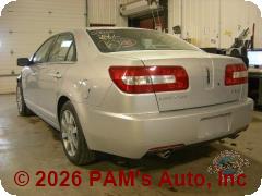 Vehicle photo 4