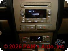 Vehicle photo 8