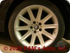 Vehicle photo 5