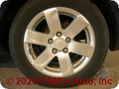 Vehicle photo 5
