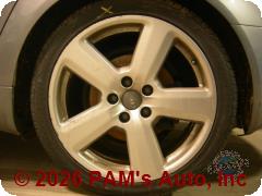 Vehicle photo 5