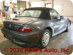 Vehicle photo 3