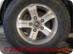 Vehicle photo 5
