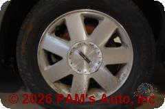 Vehicle photo 5