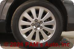 Vehicle photo 5