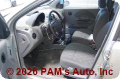 Vehicle photo 6