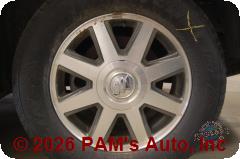 Vehicle photo 5