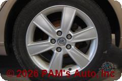 Vehicle photo 5