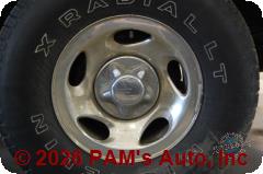 Vehicle photo 5
