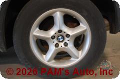 Vehicle photo 5