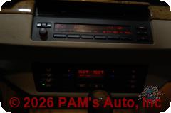 Vehicle photo 8