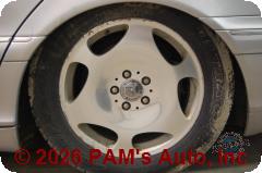 Vehicle photo 5