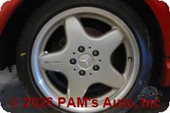 Vehicle photo 5