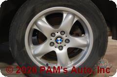 Vehicle photo 5