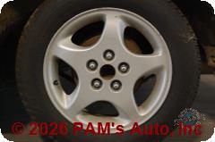 Vehicle photo 5