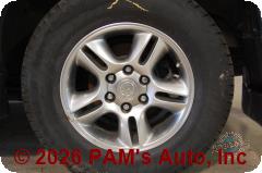 Vehicle photo 5