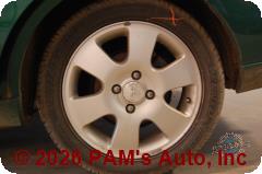 Vehicle photo 5