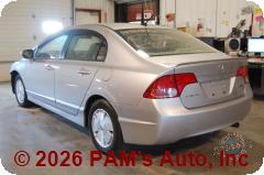 Vehicle photo 4