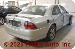 Vehicle photo 3