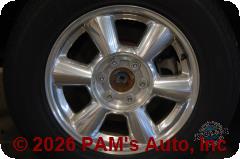 Vehicle photo 5