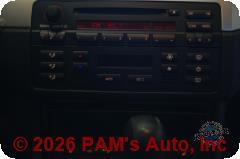Vehicle photo 8