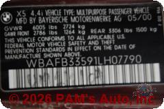 Vehicle photo 10