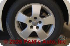 Vehicle photo 5