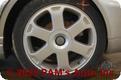 Vehicle photo 5