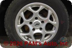 Vehicle photo 5