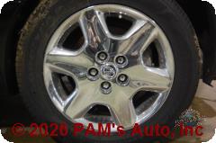 Vehicle photo 5