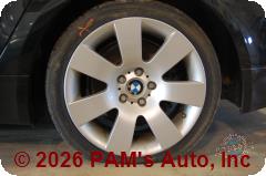 Vehicle photo 5