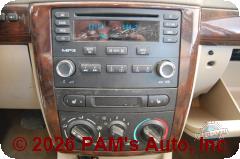 Vehicle photo 8