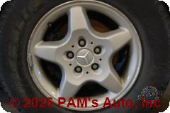 Vehicle photo 5