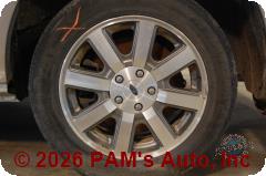 Vehicle photo 5