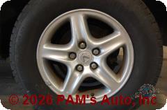 Vehicle photo 5