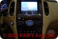 Vehicle photo 8