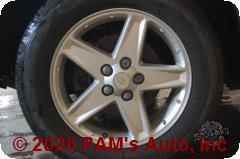 Vehicle photo 5