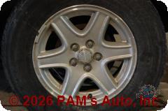 Vehicle photo 5