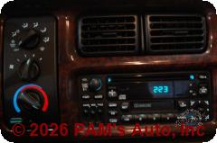 Vehicle photo 8