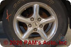Vehicle photo 5