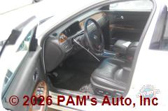 Vehicle photo 6