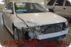 Vehicle photo 2