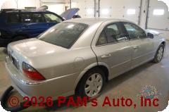 Vehicle photo 3